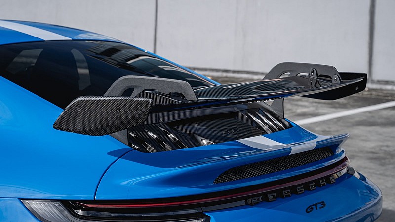 Photo of 1016 Industries Carbon Aero for the Porsche 992.1 GT3 - Image 4